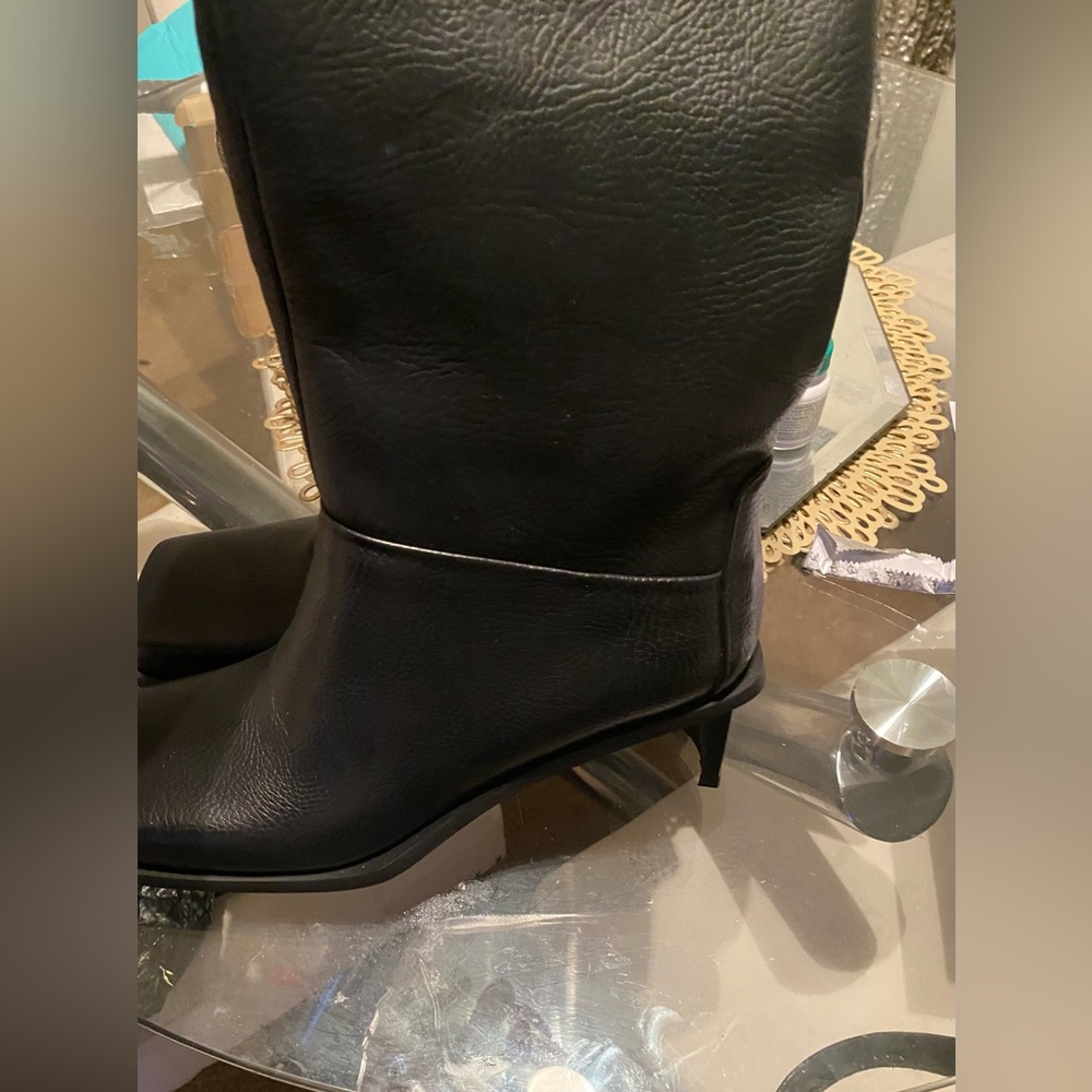 Stylish Black Leather Boots